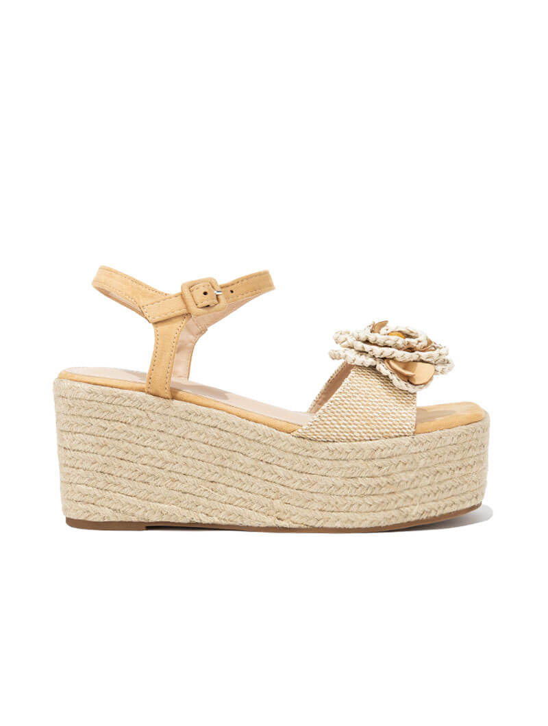 Sandales en halfa avec motifs